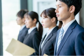 企業にエントリー